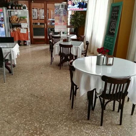 Hotel Astigi Ecija Bagian luar foto