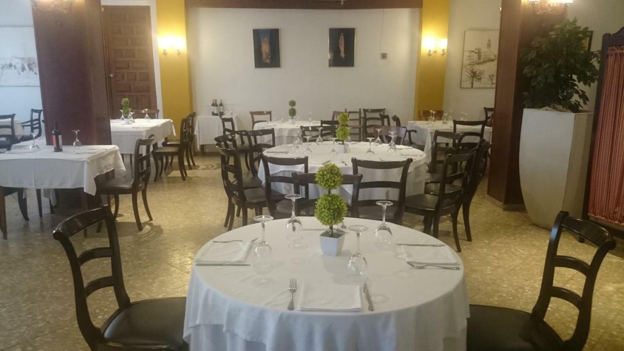 Hotel Astigi Ecija Bagian luar foto