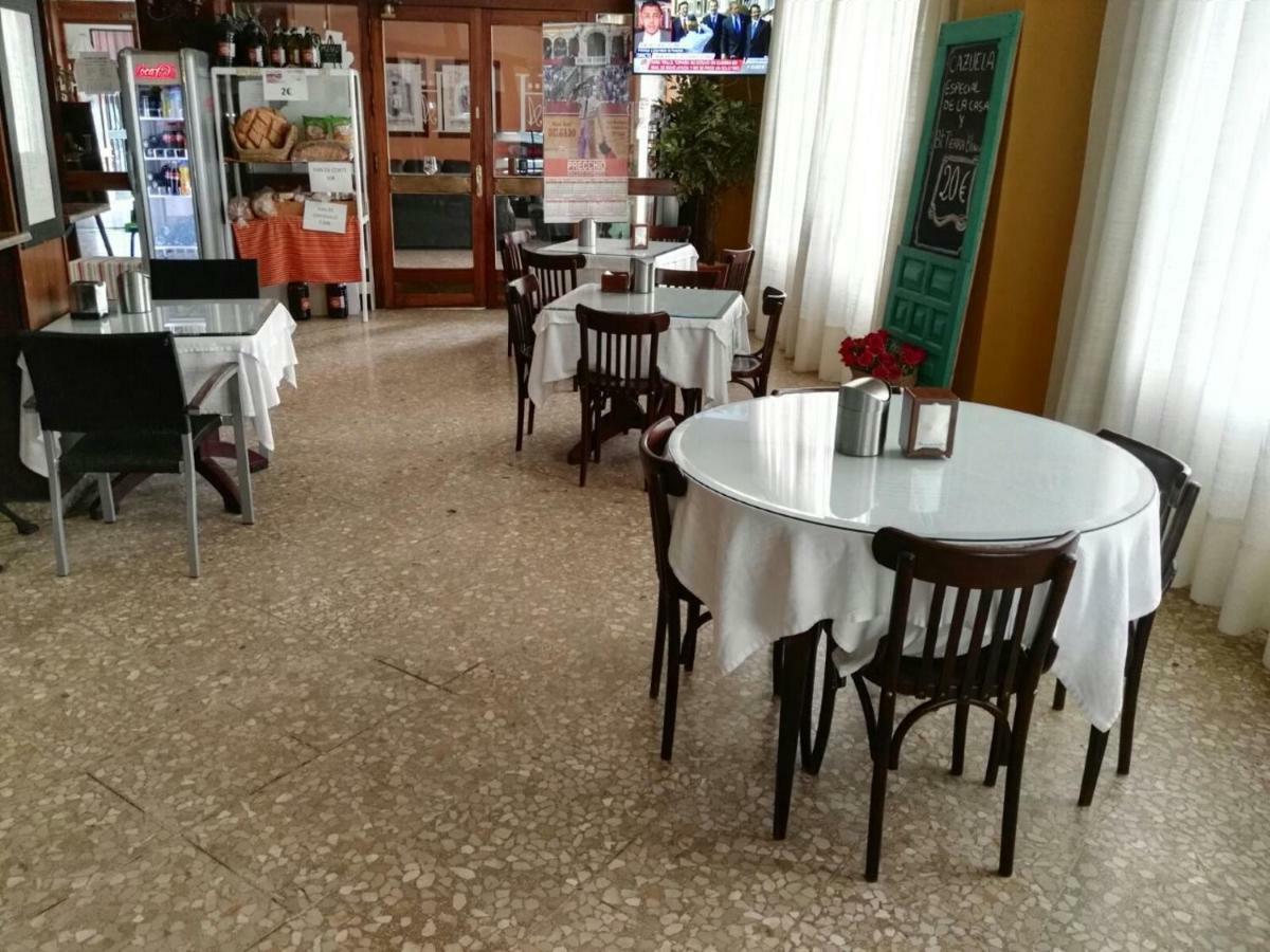 Hotel Astigi Ecija Bagian luar foto