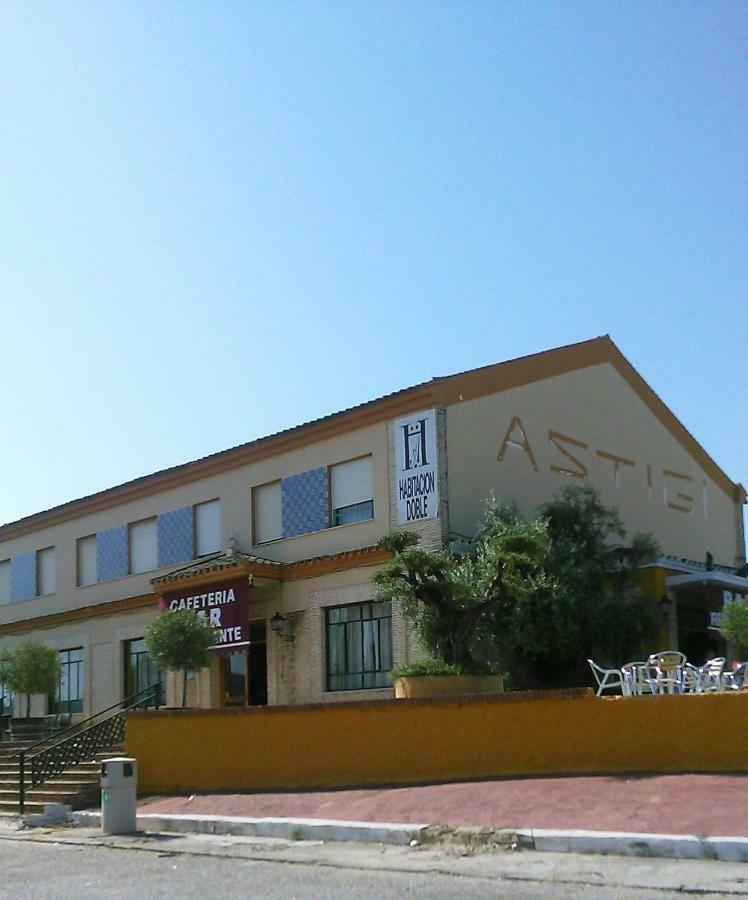 Hotel Astigi Ecija Bagian luar foto