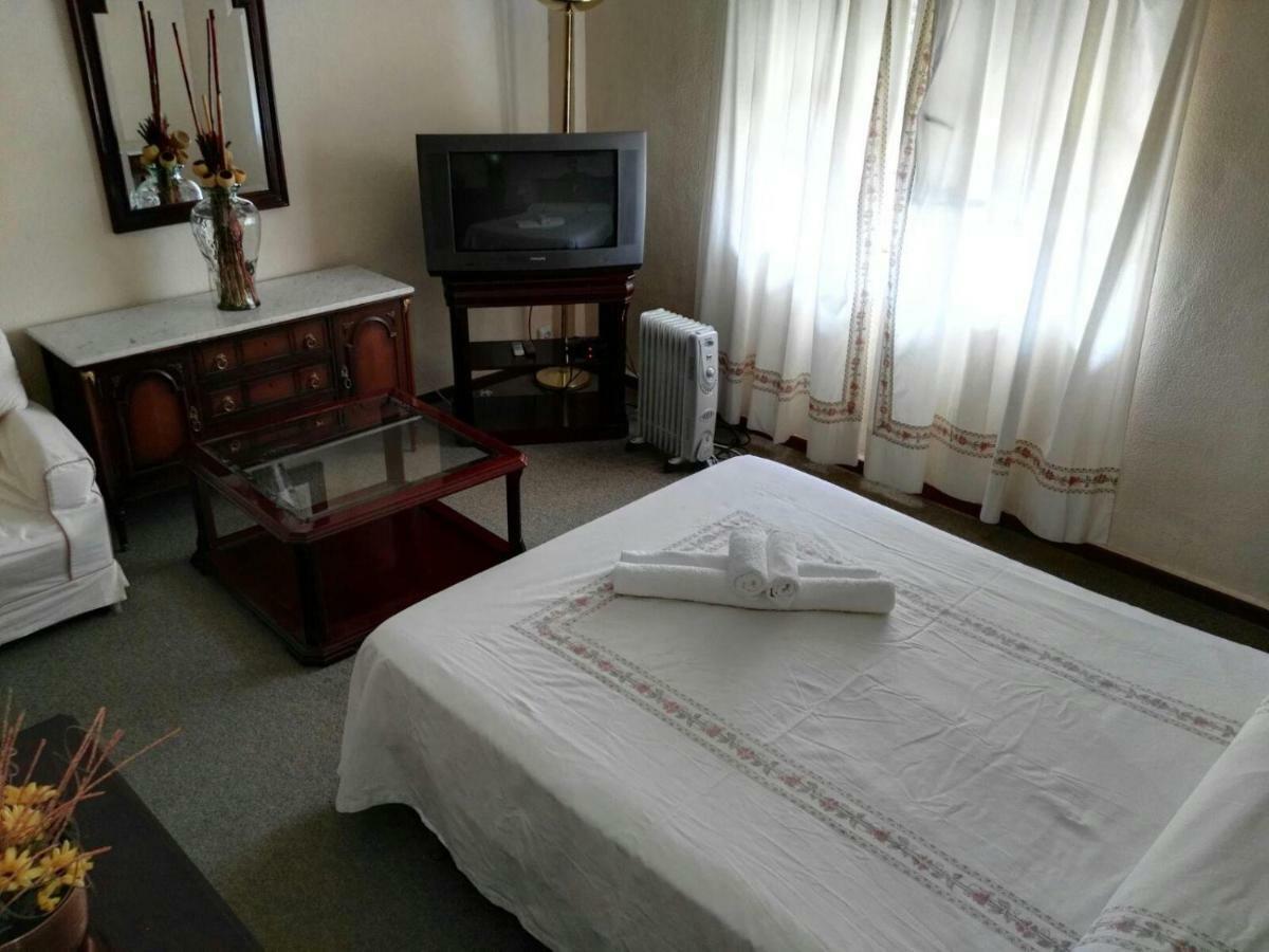 Hotel Astigi Ecija Bagian luar foto