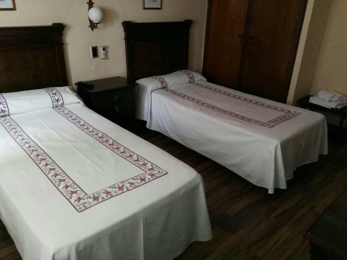 Hotel Astigi Ecija Bagian luar foto